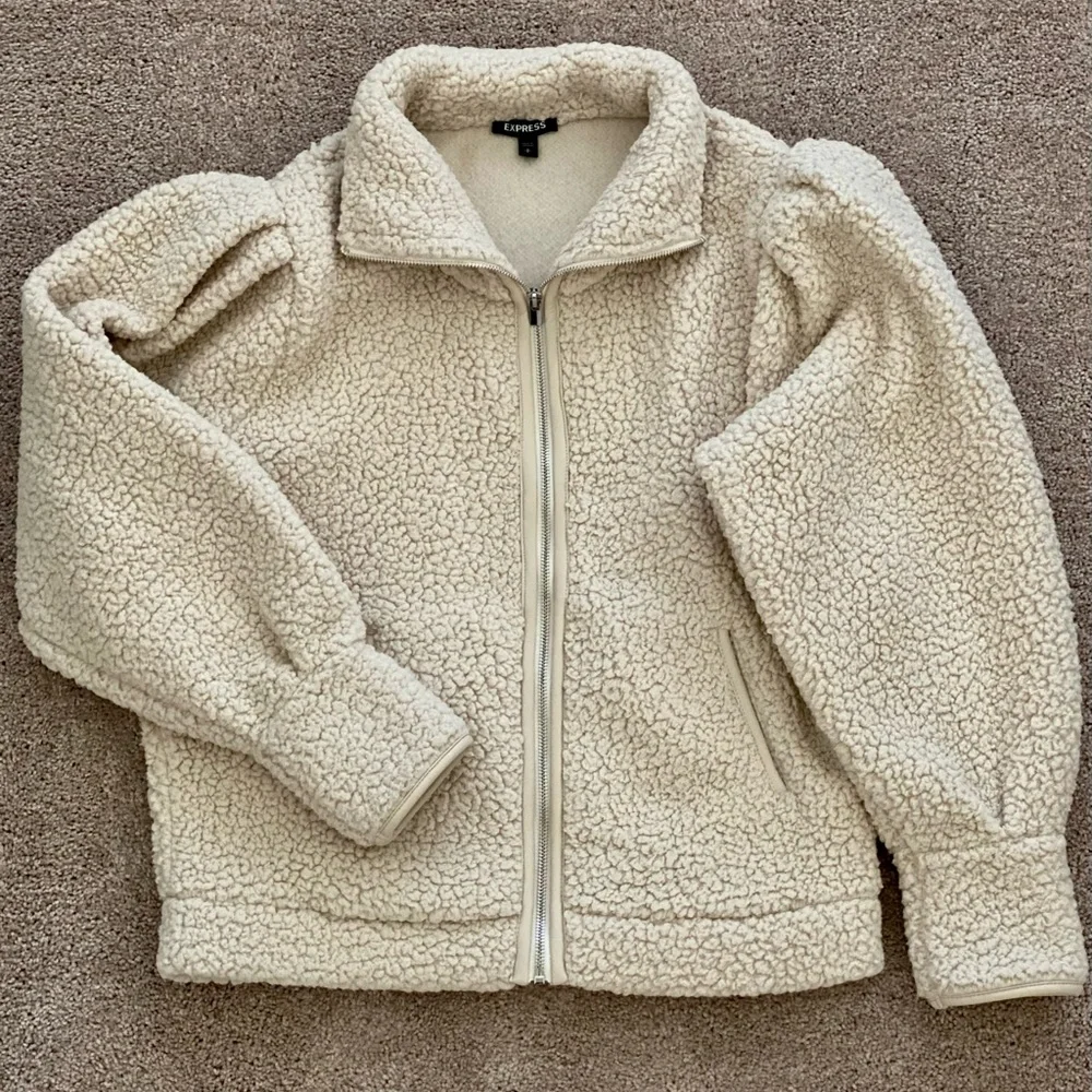 Express Sherpa Puff Sleeve Jacket - Picture 1 of 1